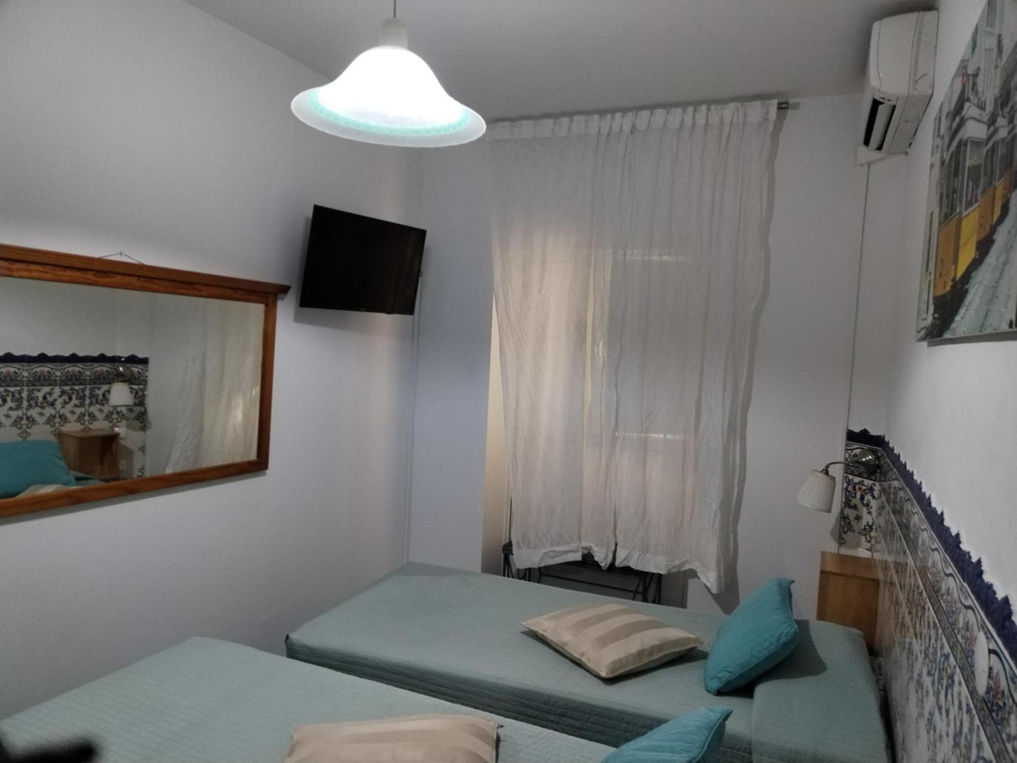 Residencial Joao XXI Hotel Lisbon Bagian luar foto