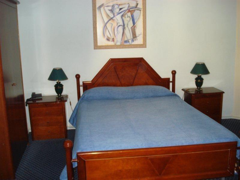Residencial Joao XXI Hotel Lisbon Bagian luar foto