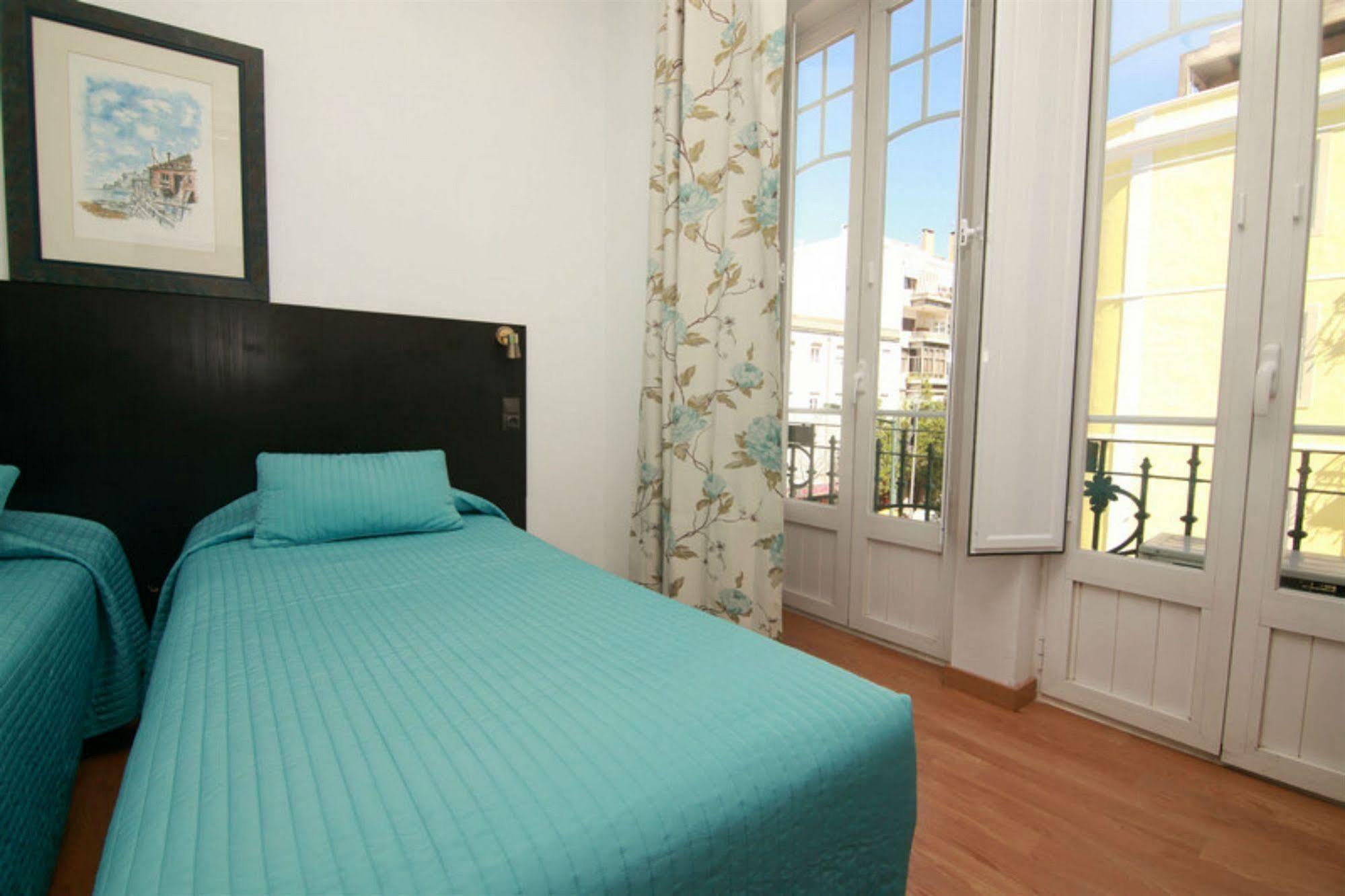 Residencial Joao XXI Hotel Lisbon Bagian luar foto