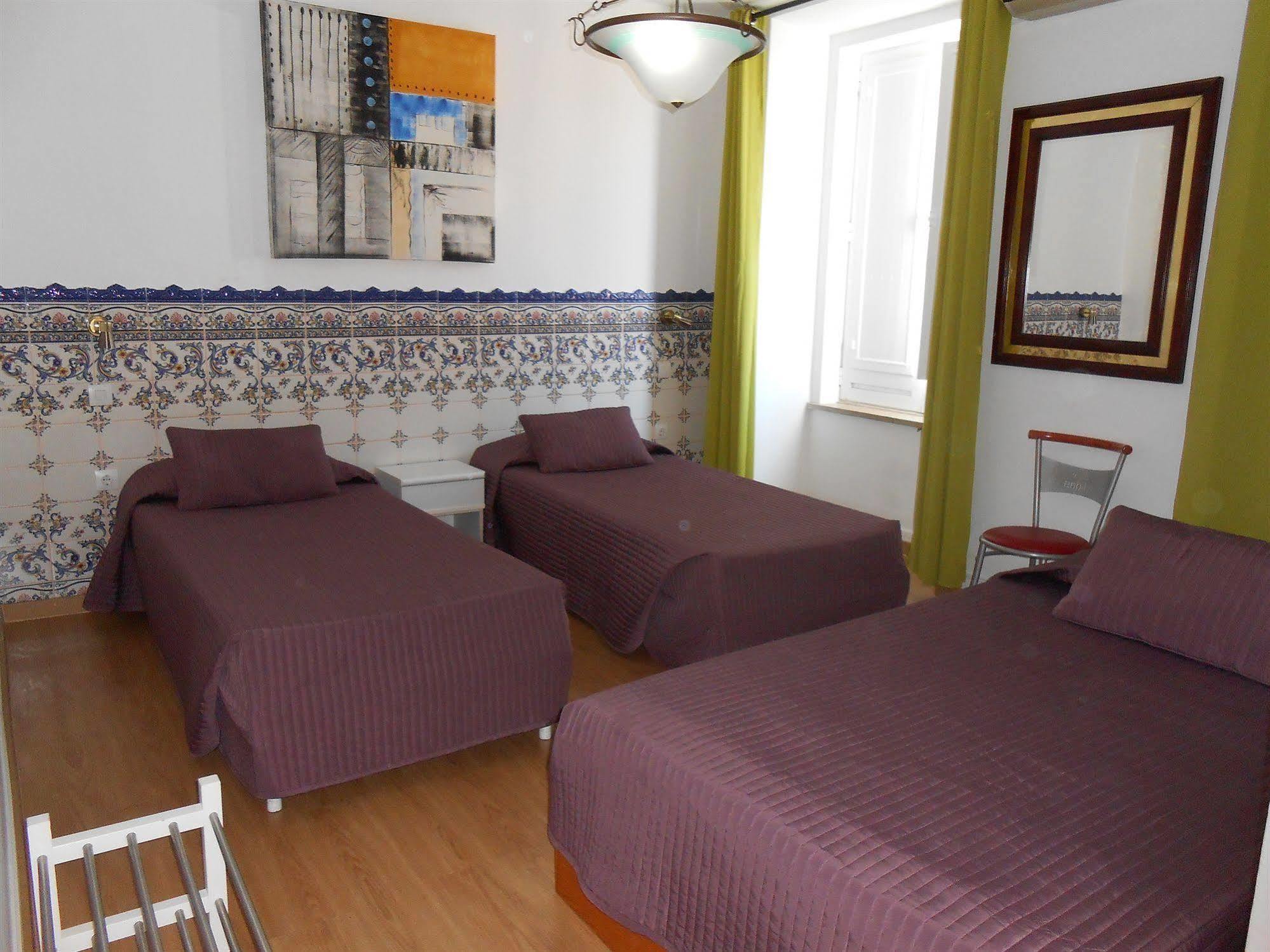 Residencial Joao XXI Hotel Lisbon Bagian luar foto