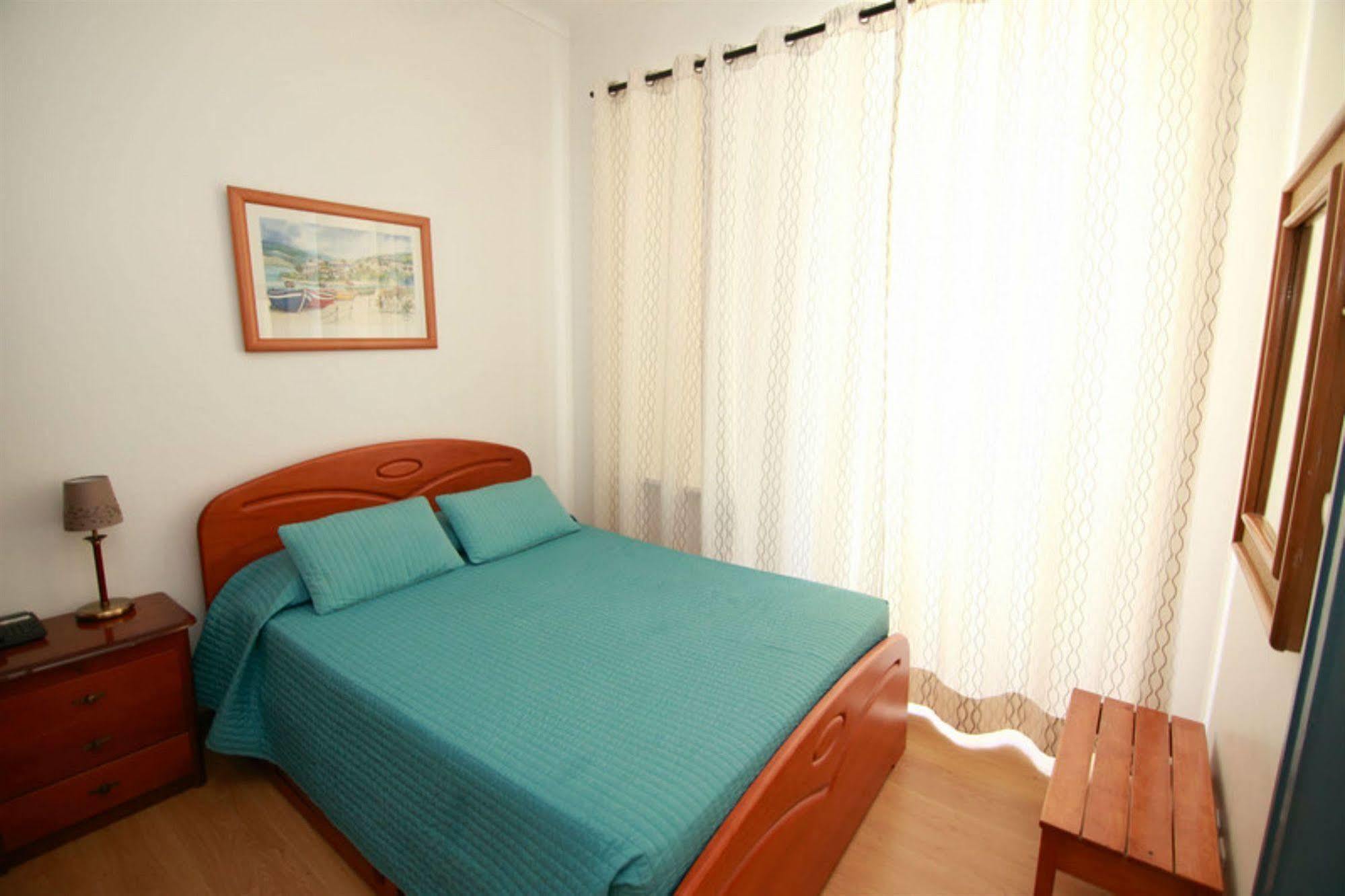 Residencial Joao XXI Hotel Lisbon Bagian luar foto